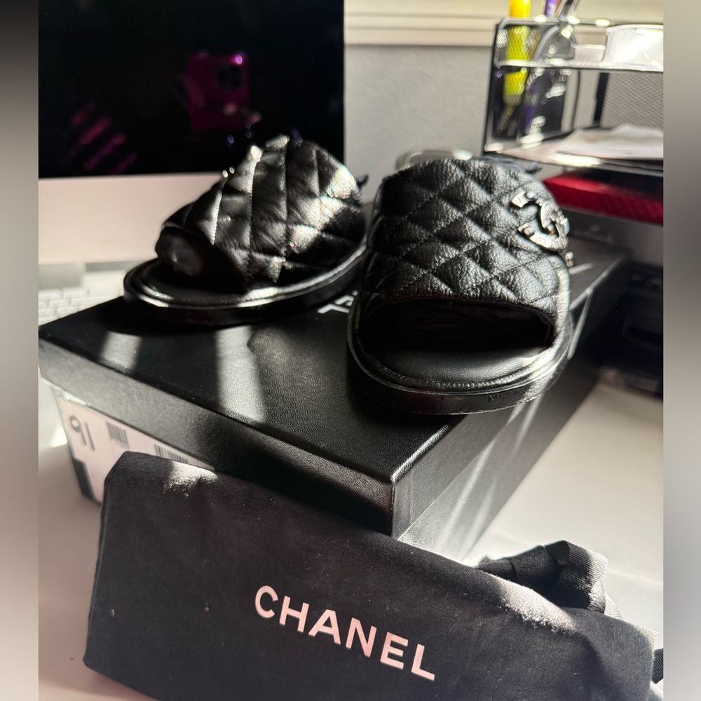 CHANEL Black Shiny Goatskin Mules